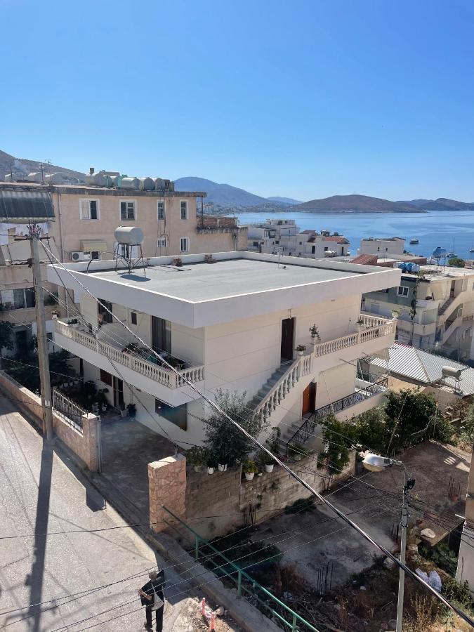 Enia'S Room Sarandë Exterior foto
